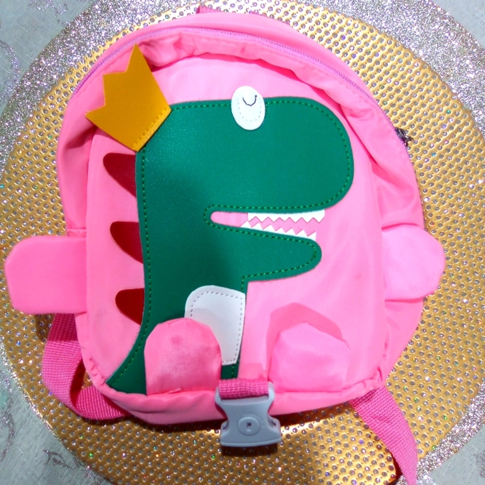 Kids buckle up backpack